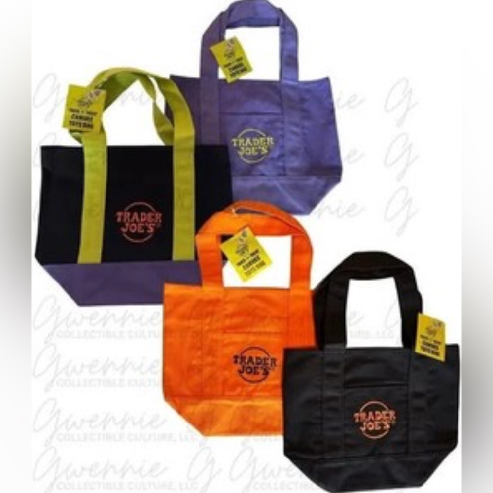 Trader Joe's Halloween Reusable Tote Bags  SET OF 4 - NWT
